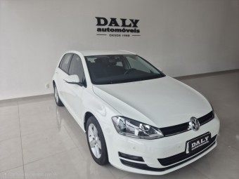 VOLKSWAGEN Golf Confortline 1.0 Tsi
